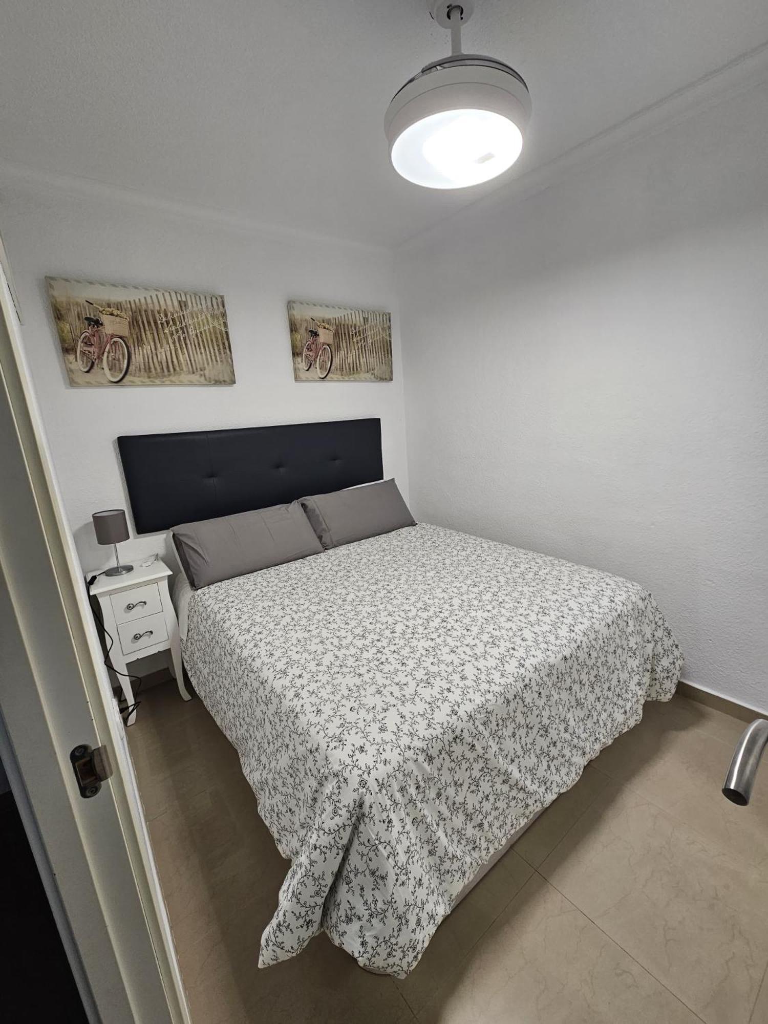 Apartament En Benalmadena, Primera Linea De Playa Benalmádena