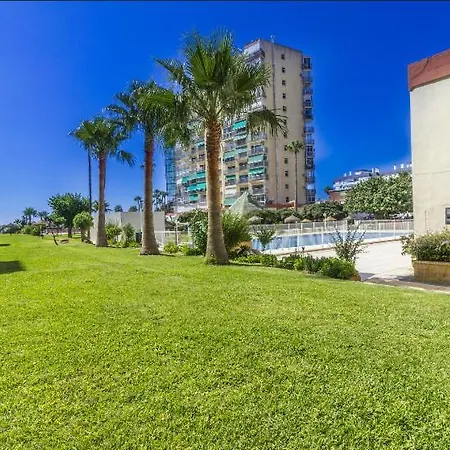 Maravilloso Apartamento En Primera Línea De Playa Benalmádena Exterior foto