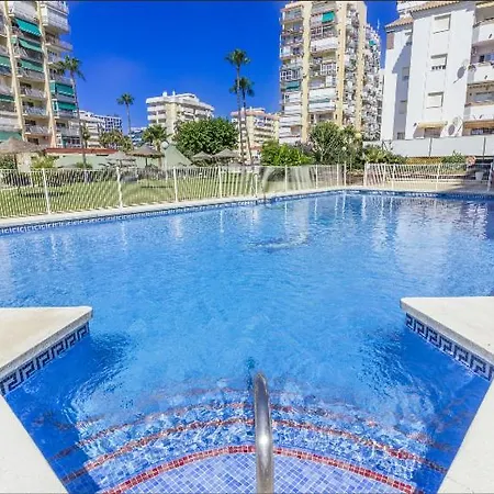 Maravilloso Apartamento En Primera Línea De Playa Benalmádena Exterior foto